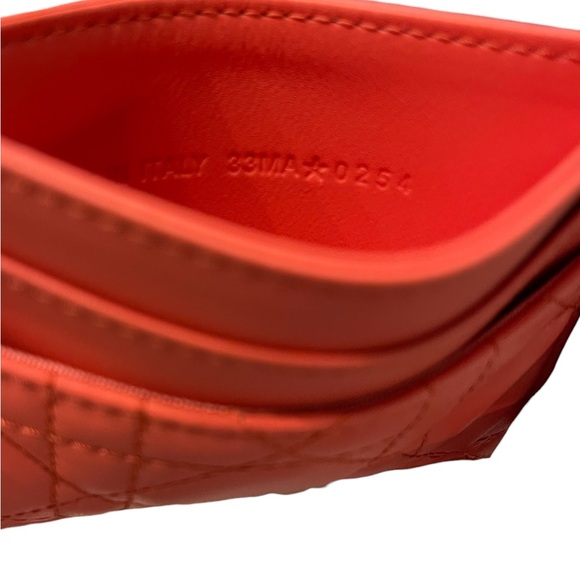 LADY DIOR LAMBSKIN FREESIA CANNAGE CARD HOLDER - Picture 8 of 8
